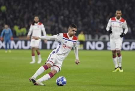 两名替补球 两名替补球